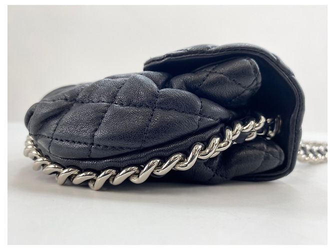 Borsa a tracolla Chanel Matelassé in nero - vista 5