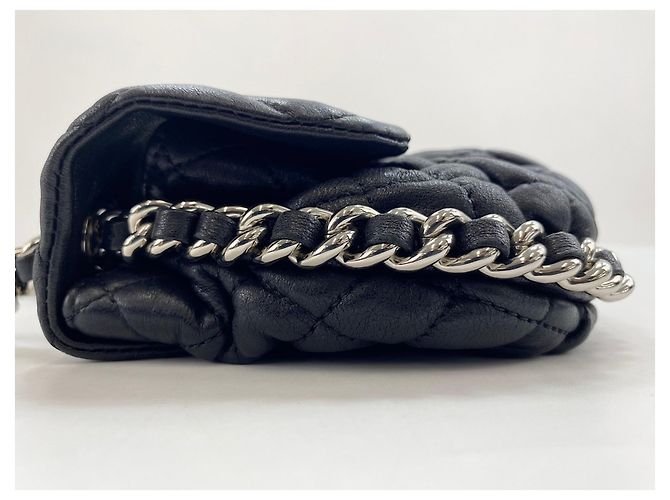 Borsa a tracolla Chanel Matelassé in nero - vista 6