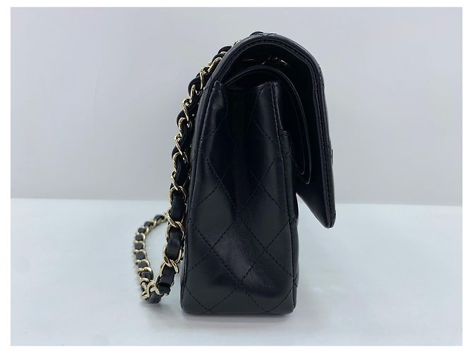 Borsa a tracolla Chanel Matelassé Classic Flap Nero - vista 5