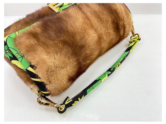 Borsa a spalla Fendi Baguette Verde - vista 10