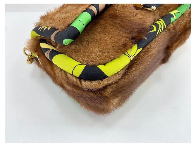 Borsa a spalla Fendi Baguette Verde - vista 8