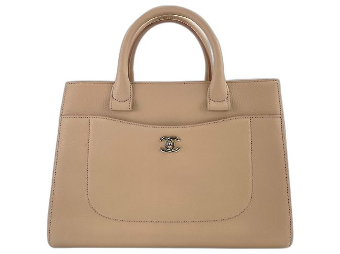 Borsa a mano Chanel Executive in rosa - vista 3