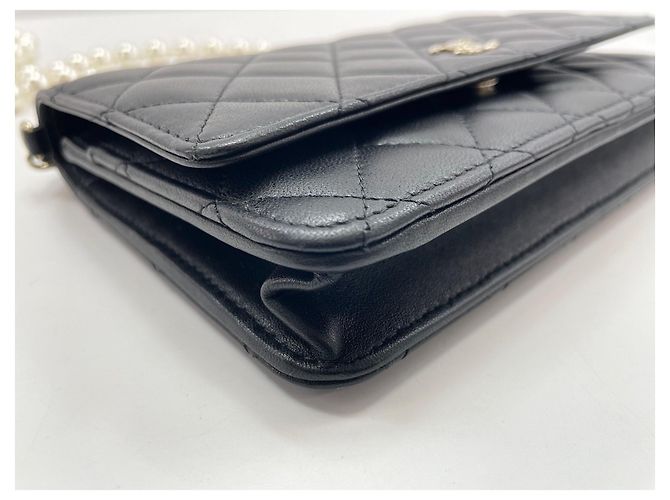 Borsa a tracolla Chanel Matelassé in nero - vista 8
