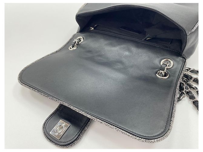 Chanel Matelassé Schultertasche Schwarz - Ansicht 10