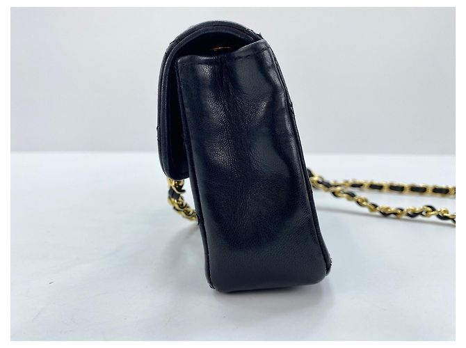 Borsa a tracolla Chanel Mini Matelassé Nero - vista 5