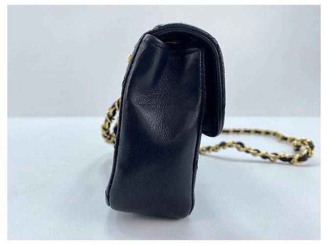 Borsa a tracolla Chanel Mini Matelassé Nero - vista 6