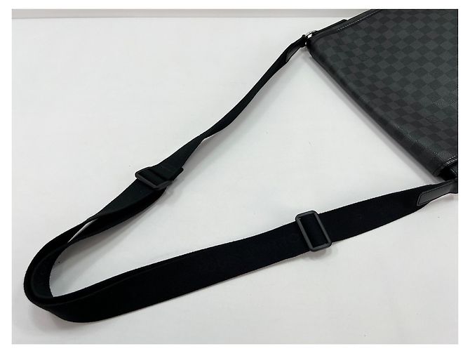 Louis Vuitton Daniel Schultertasche Schwarz - Ansicht 10