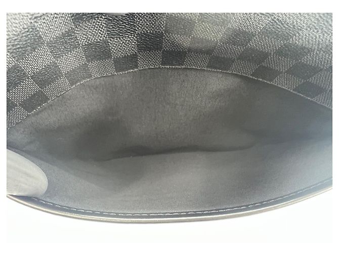 Louis Vuitton Daniel Schultertasche Schwarz - Ansicht 14