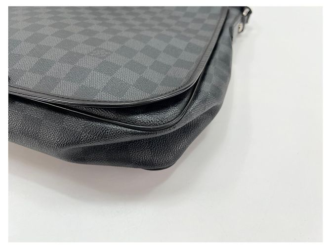 Louis Vuitton Daniel Schultertasche Schwarz - Ansicht 8