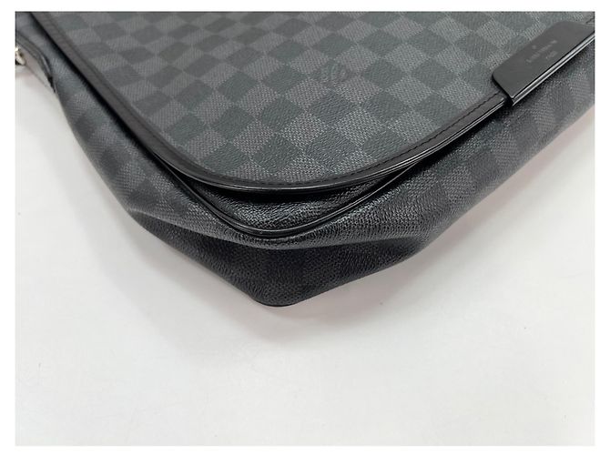 Louis Vuitton Daniel Schultertasche Schwarz - Ansicht 9