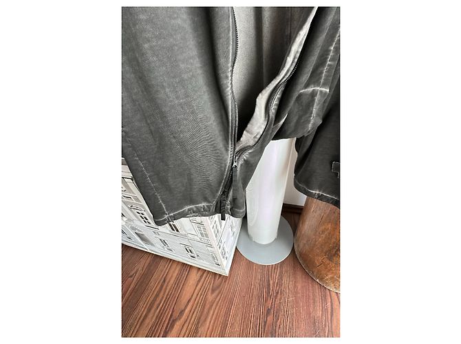 Munthe Plus Simonsen Mono PLU gris con cremallera frontal - vista 4