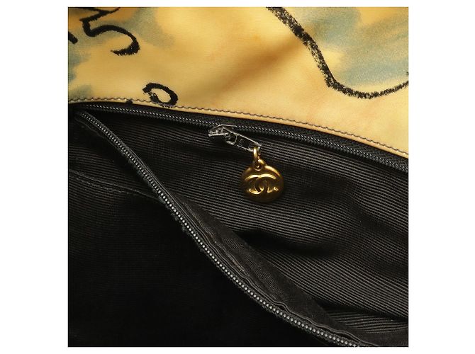 Borsa a tracolla Chanel Matelassé Large Coco Mark Chain Tote Multicolore Giallo - vista 9