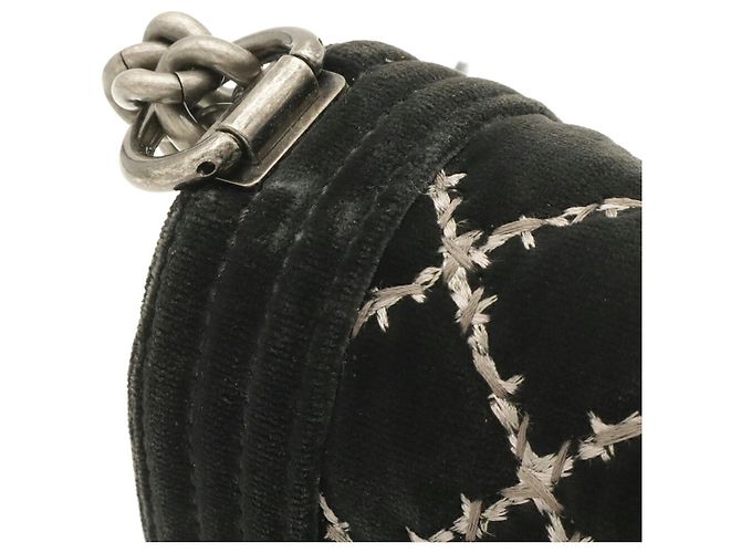 Borsa a tracolla Chanel Boy Chanel Matelassé Nero - vista 5