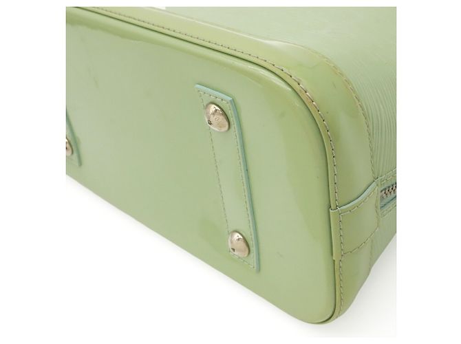 Borsa Louis Vuitton Epi Electric Alma PM Verde - vista 4