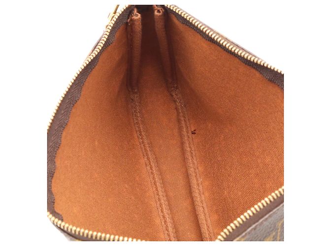 Louis Vuitton Monogram Pochette Accessoires Handbag Pouch Marrone - vista 9