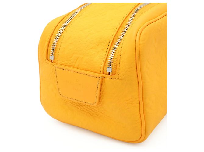 Necessaire Louis Vuitton Monogram Taurillon D'oro Giallo - vista 10