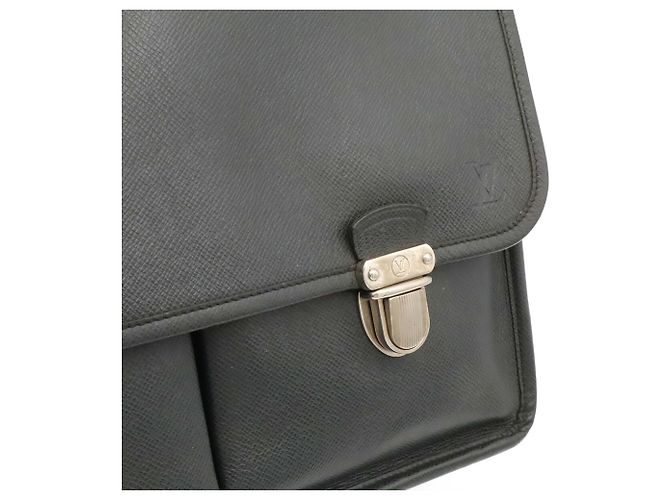 Borsa a tracolla Louis Vuitton Taiga Alexei Grigio - vista 10