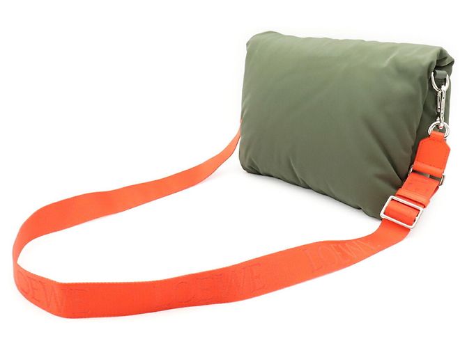 Bolsa Goya Puffer Anagram LOEWE Verde Laranja Caqui - vista 3