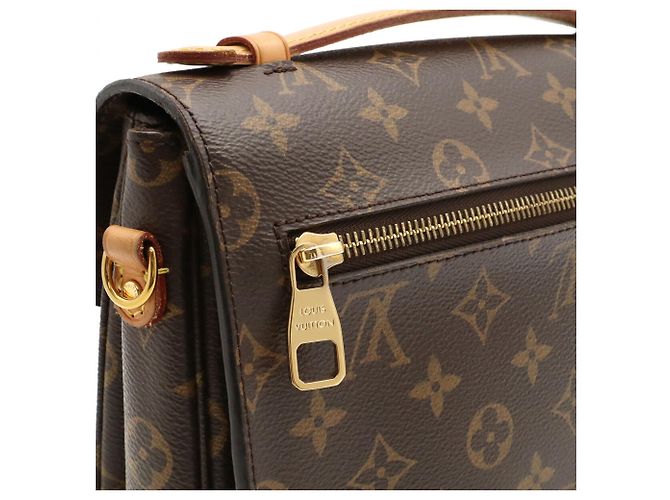 Borsa Louis Vuitton Monogram Pochette Metis Marrone - vista 8