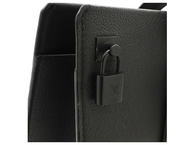 Borsa Tote Louis Vuitton LV Aerogram Takeoff Nero - vista 6