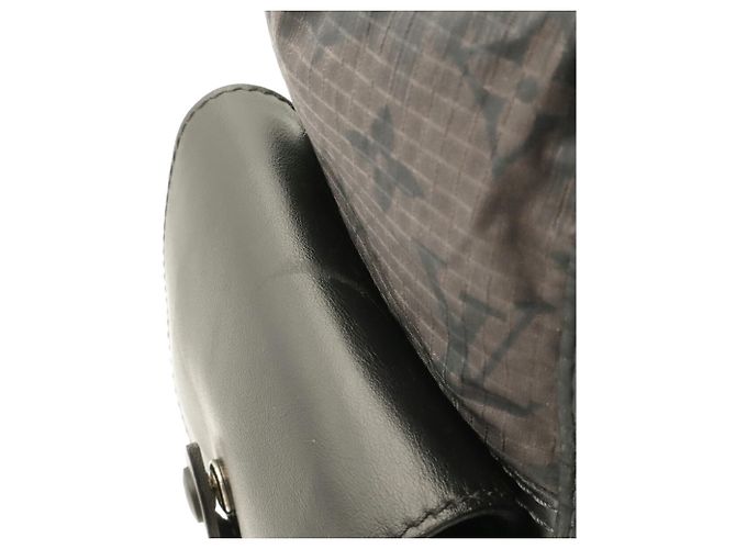 Zaino Louis Vuitton Monogram Camouflage Christopher PM Nero Multicolore Verde - vista 5