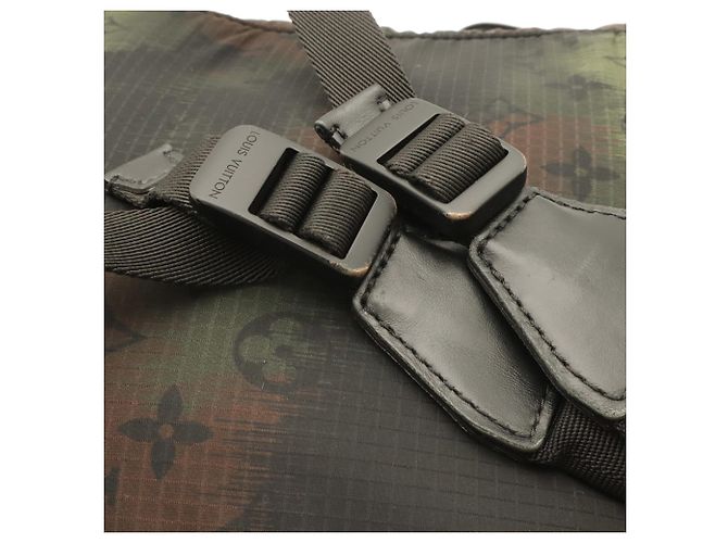 Zaino Louis Vuitton Monogram Camouflage Christopher PM Nero Multicolore Verde - vista 7
