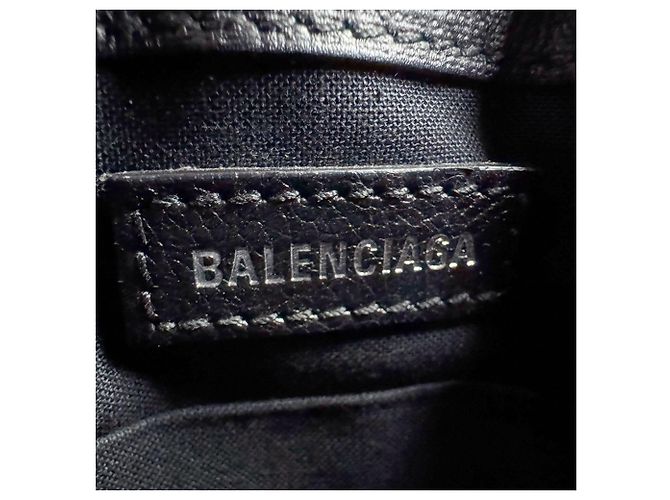 Everyday Borsa a tracolla Balenciaga in pelle nera Nero - vista 13