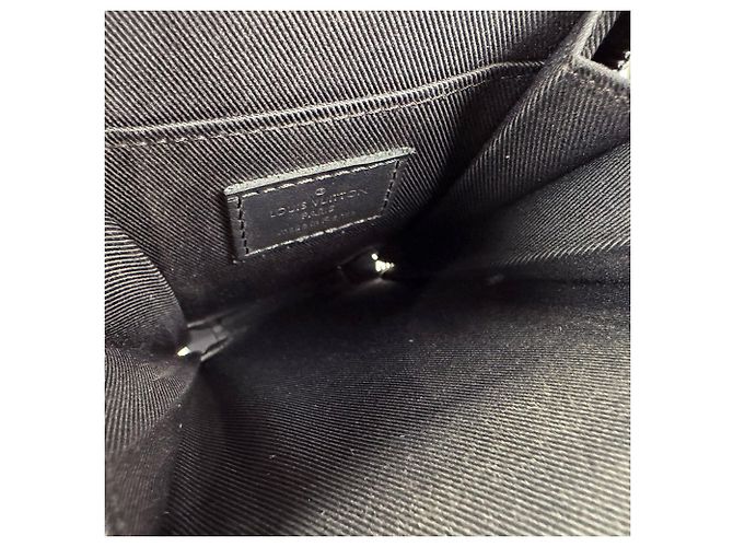 Borsa a tracolla in pelle Louis Vuitton Nero - vista 11