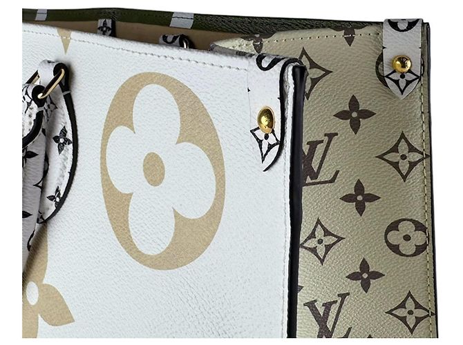 Borsa Louis Vuitton Monogram Giant OnTheGo GM Bianco Beige Cachi - vista 5