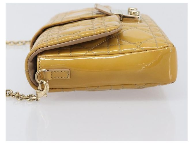 Christian Dior New Lock Cannage Quilt Patent Mini Amarelo - vista 4