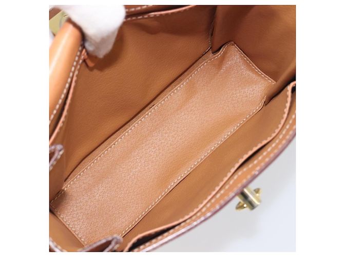 Céline Celine Macadam Leather Medium Beige - vue 5