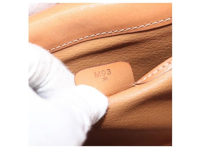 Céline Celine Macadam Leather Medium Beige - vue 7