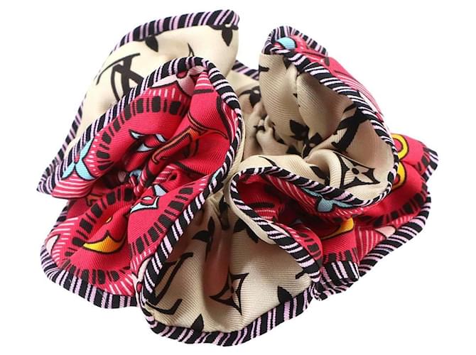 Scrunchie in seta Louis Vuitton Monogram Tiles Rosa Multicolore - vista 3