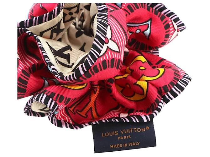 Scrunchie in seta Louis Vuitton Monogram Tiles Rosa Multicolore - vista 6