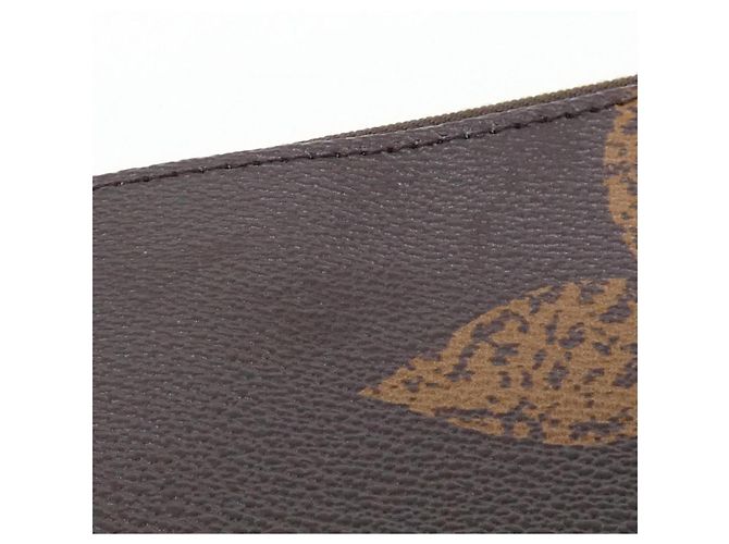 Louis Vuitton Monogram Giant Pochette Cle XL Marrone - vista 3