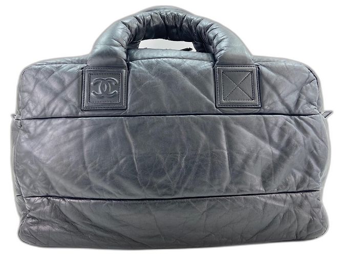 Saco Tote Chanel Coco Cocoon em preto - vista 2