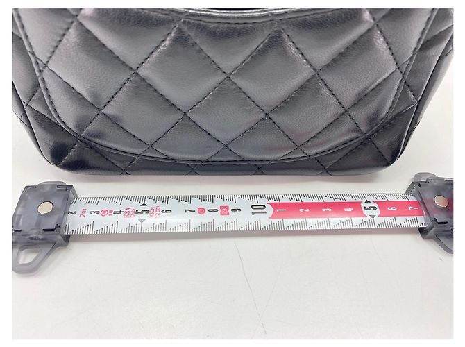 Chanel Mini Matelassé Schultertasche Schwarz - Ansicht 4