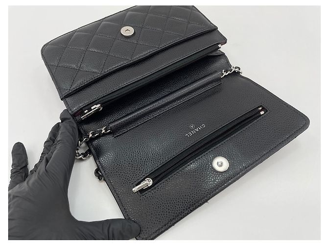 Borsa a tracolla Chanel Matelassé in nero - vista 10