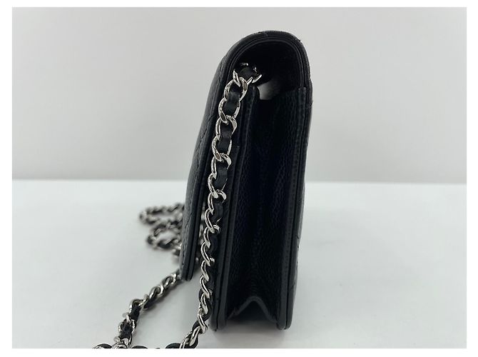 Borsa a tracolla Chanel Matelassé in nero - vista 4