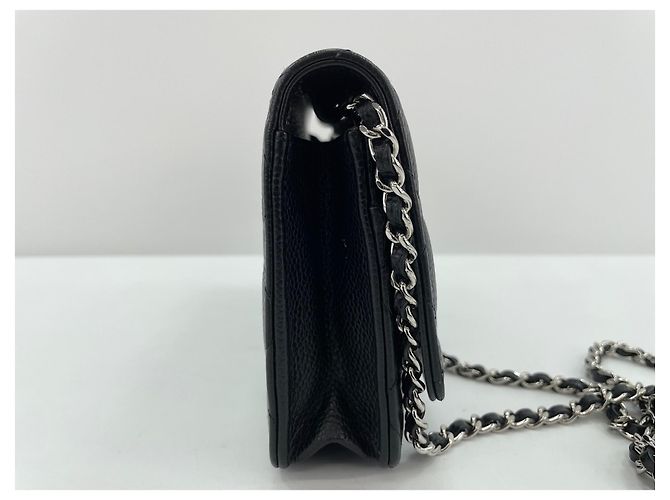 Borsa a tracolla Chanel Matelassé in nero - vista 5