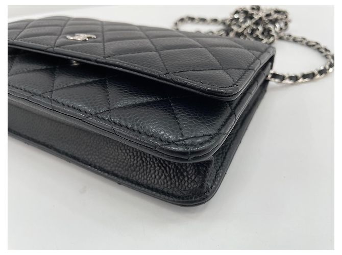 Borsa a tracolla Chanel Matelassé in nero - vista 7