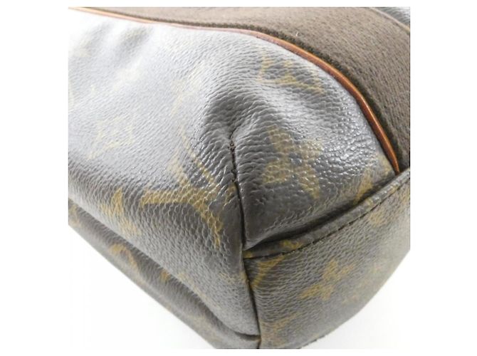 Borsa Louis Vuitton Monogram Beaubourg Marrone - vista 3