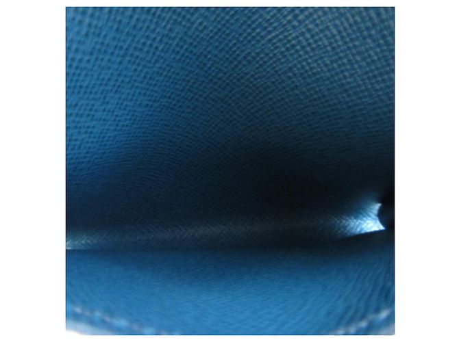 Tarjetero Louis Vuitton de piel Epi Verde Azul claro - vista 4
