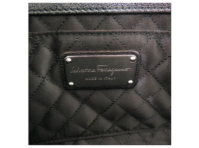 Salvatore Ferragamo Gancini EO-21 B385 Leather Shoulder Bag Metallic - view 9
