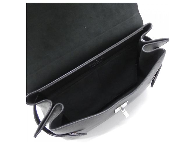 Bolso Louis Vuitton Lockme Ever MM Negro - vista 8