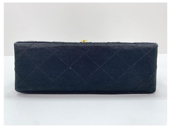 Borsa a tracolla Chanel Mini Matelassé Nero - vista 5