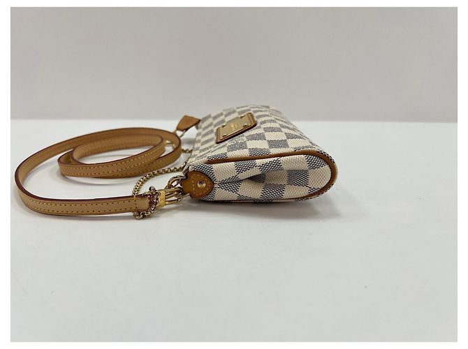 Borsa a tracolla Louis Vuitton Eva, White Bianco - vista 6