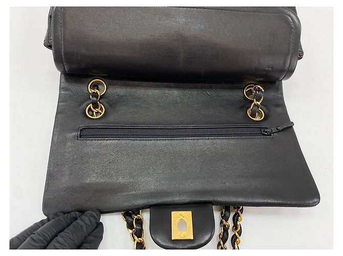 Borsa a tracolla Chanel Matelassé Nero - vista 9