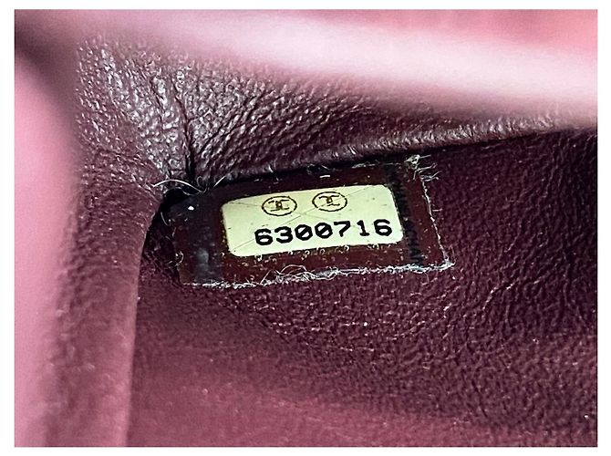 Borsa a tracolla Chanel Matelassé in nero - vista 16