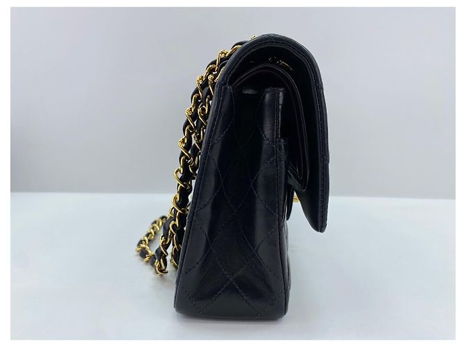 Borsa a tracolla Chanel Matelassé in nero - vista 4